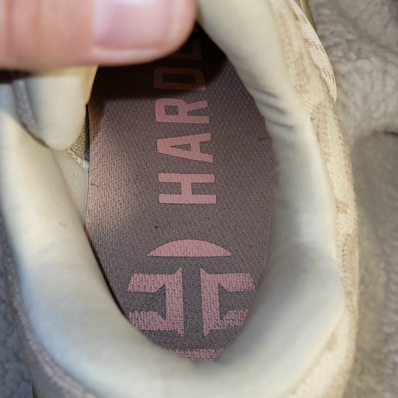 Vol. 1 Harden sneakers - Picture 5 of 7
